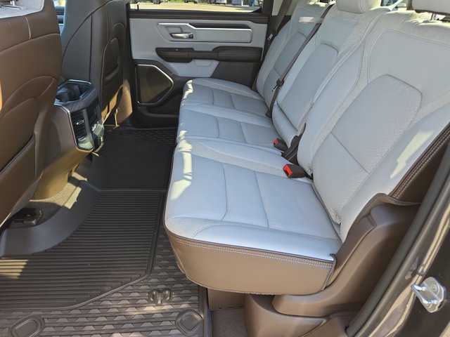 New 2026 RAM 1500 Laramie AWD/4WD image 36