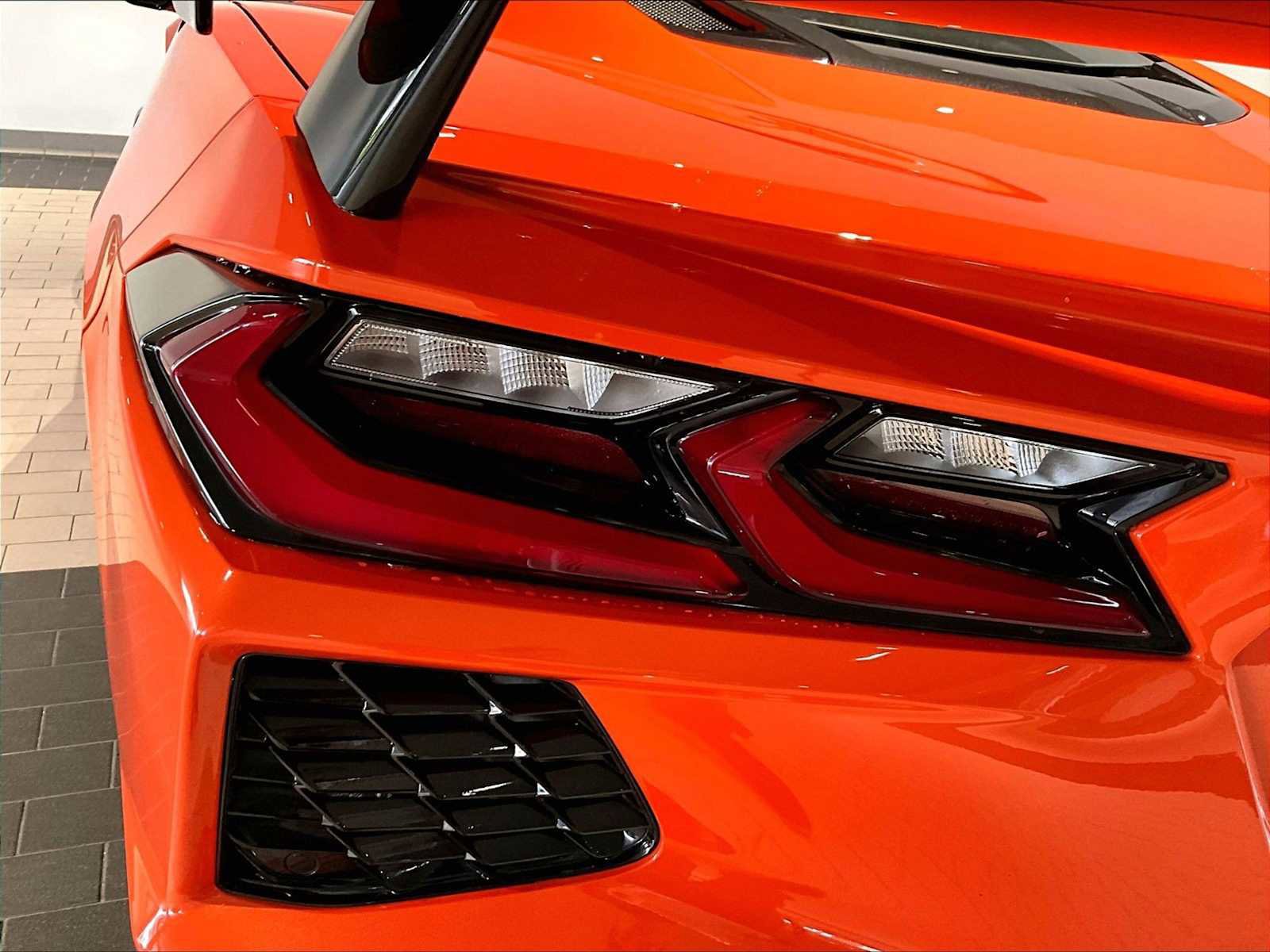 Used 2020 Chevrolet Corvette Stingray Preferred Cpe w/ 2LT Preferred Equipment Group image 31