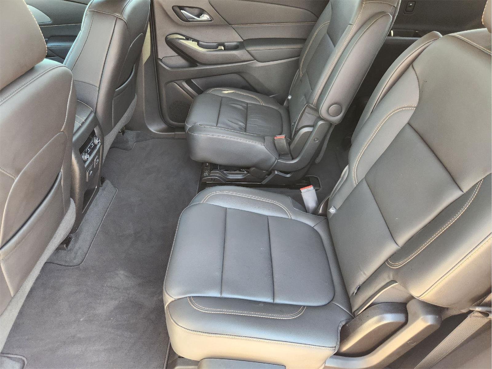 Certified 2021 Chevrolet Traverse RS FWD image 29