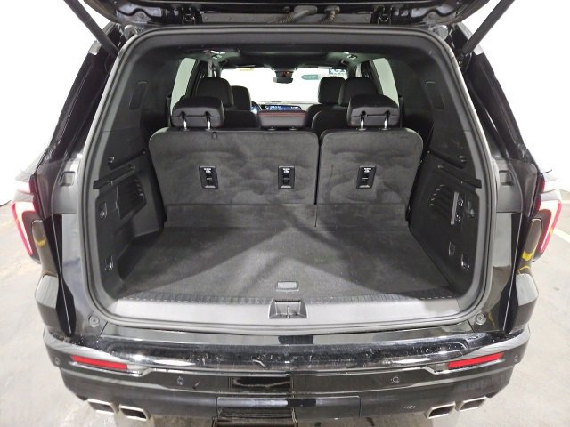 Certified 2025 Chevrolet Traverse RS w/ LPO, Floor Liner Package image 13