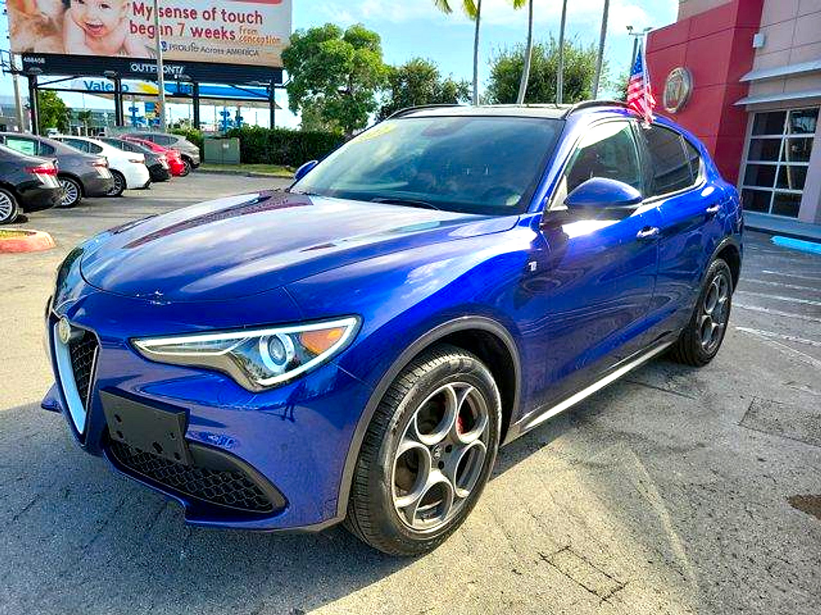 Used 2022 Alfa Romeo Stelvio Ti AWD/4WD image 3