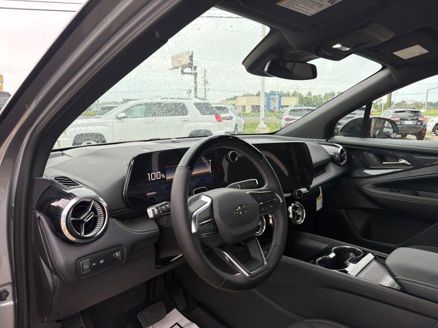Used 2026 Chevrolet Blazer EV LT w/ Super Cruise Package FWD image 5
