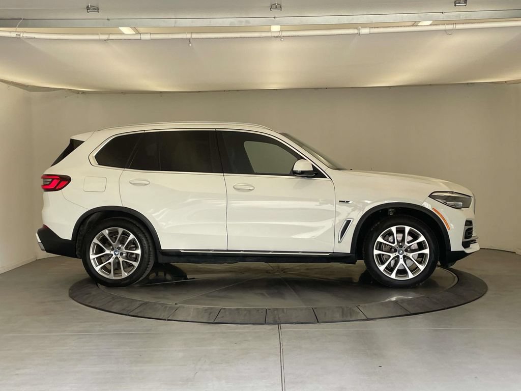 Used 2022 BMW X5 xDrive45e w/ Luxury Seating Package AWD/4WD image 8