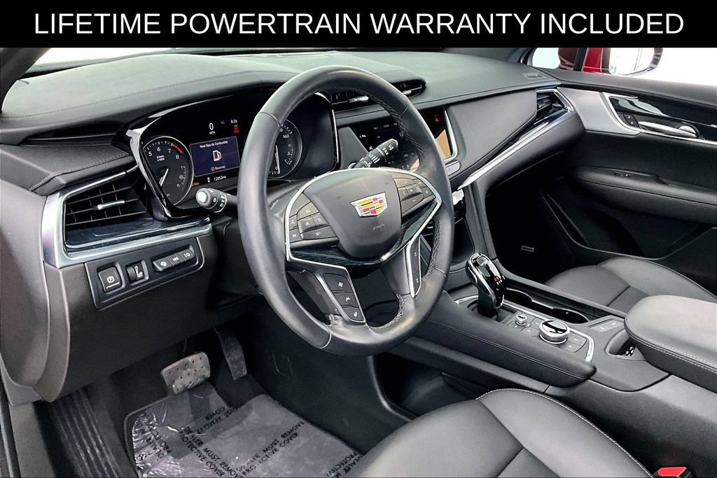 Used 2024 Cadillac XT5 Premium Luxury w/ Technology Package FWD image 16
