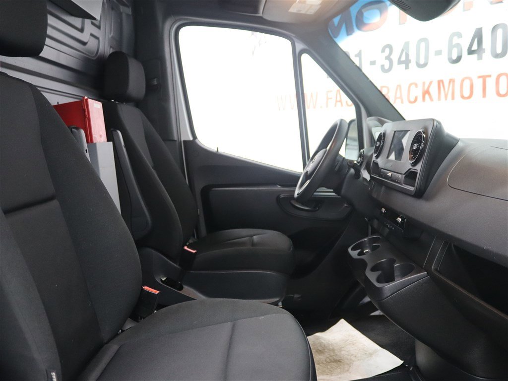 Used 2022 Mercedes-Benz Sprinter 1500 image 15