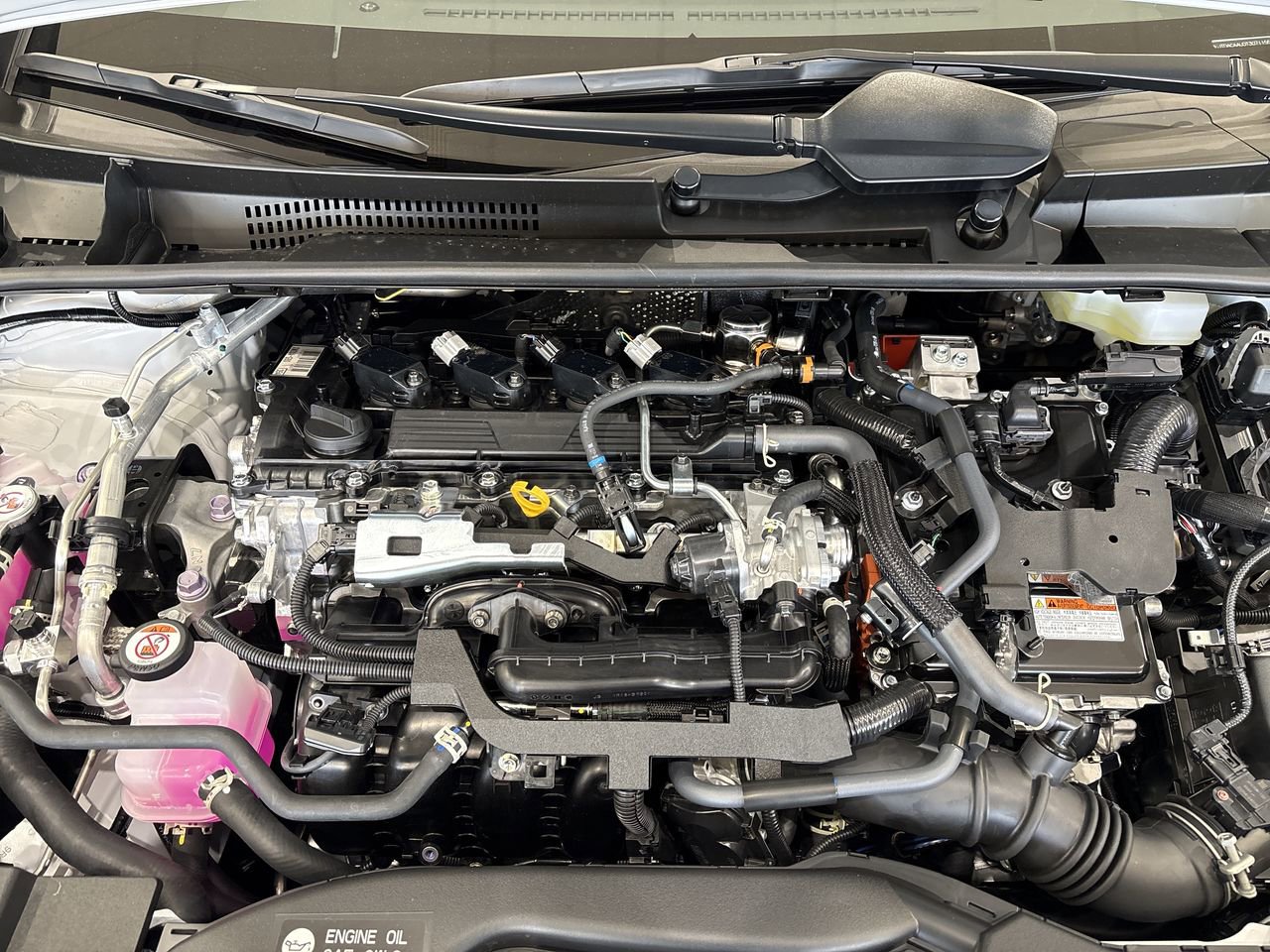 New 2026 Toyota Prius FWD image 27