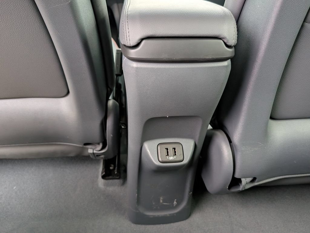 Certified 2020 Chevrolet Bolt Premier w/ Infotainment Package FWD image 19