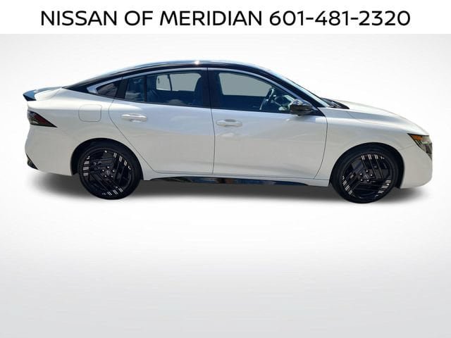 New 2027 Nissan Sentra SR w/ SR Premium Package FWD image 6