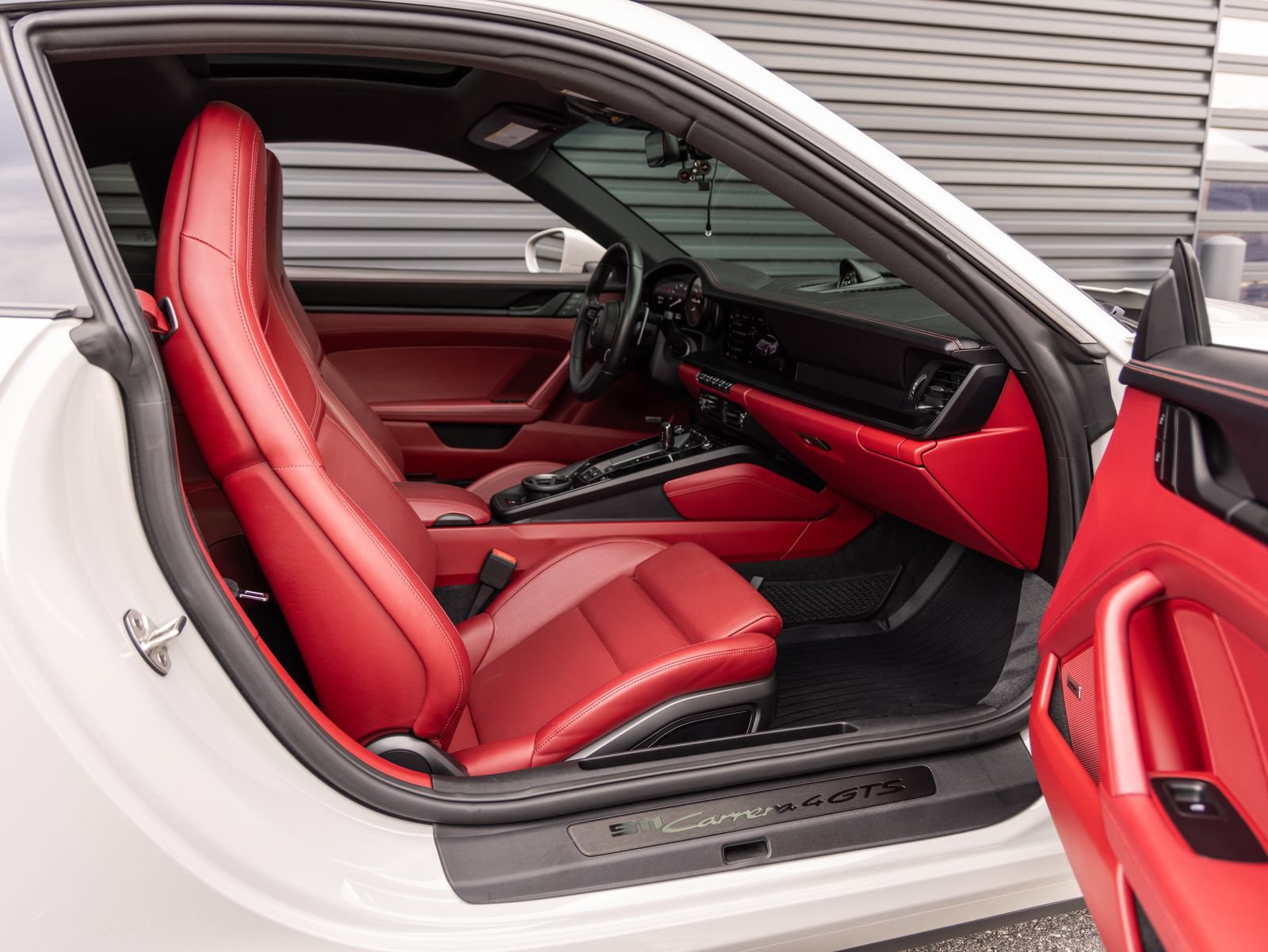 Used 2022 Porsche 911 Carrera 4 GTS AWD/4WD image 30
