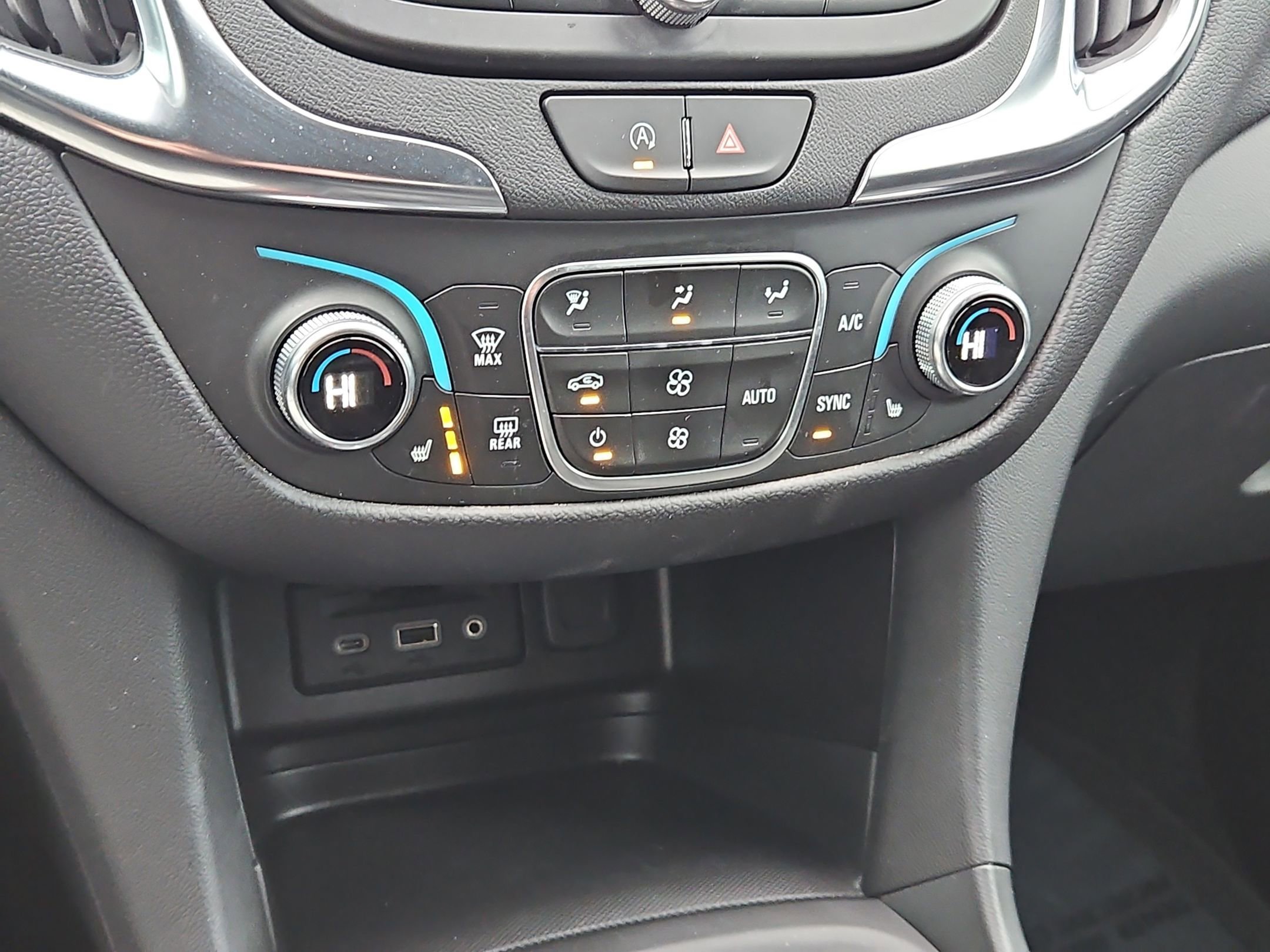 Certified 2024 Chevrolet Equinox LT image 19