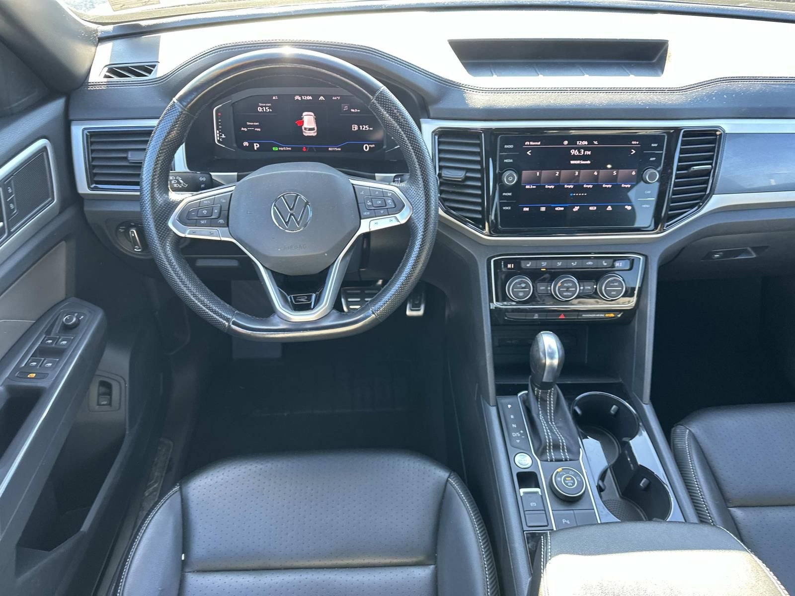 Used 2021 Volkswagen Atlas Cross Sport SEL R-Line image 16