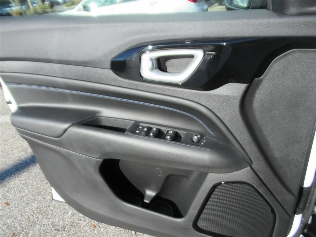 New 2026 Jeep Compass Latitude AWD/4WD image 26