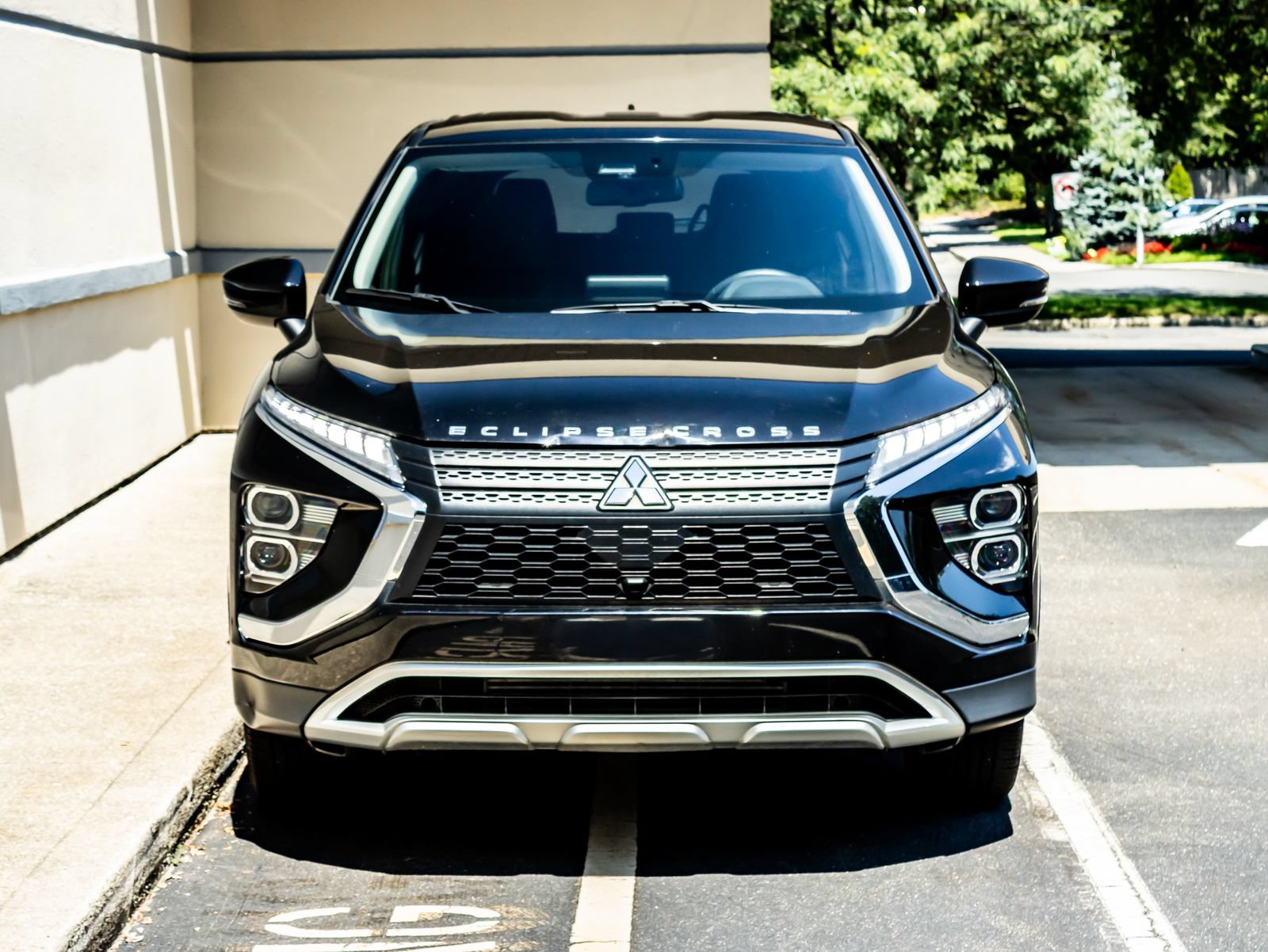 Used 2023 Mitsubishi Eclipse Cross SE AWD/4WD image 2