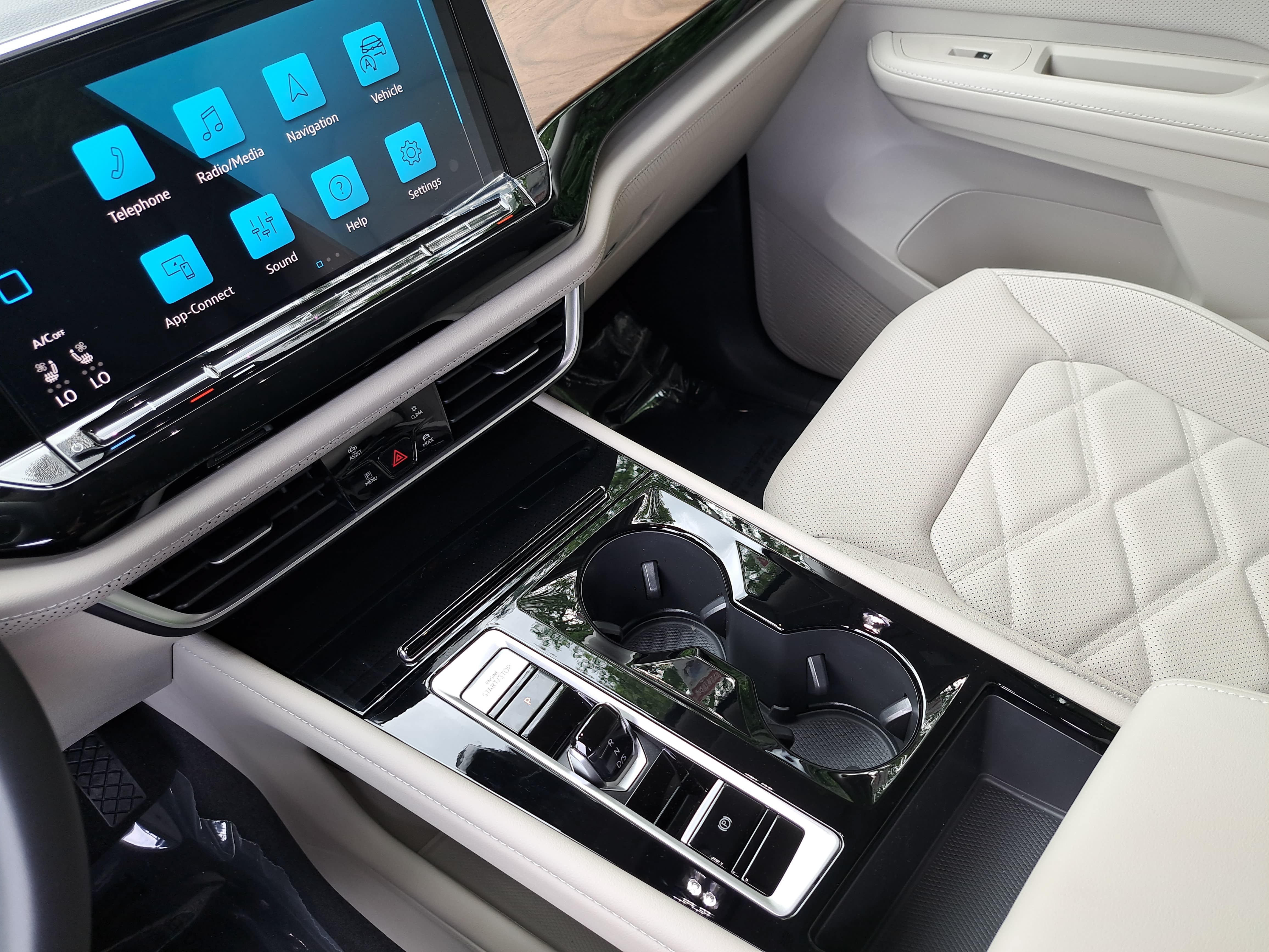 New 2026 Volkswagen Atlas SE AWD/4WD image 25