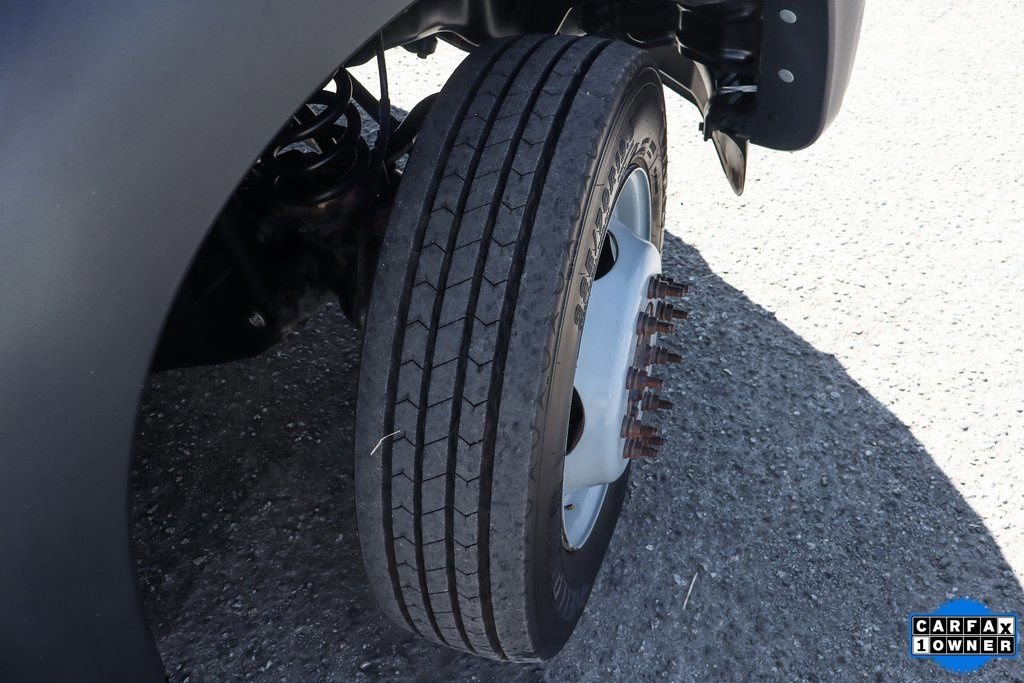 Used 2016 Ford F550 4x4 Crew Cab Super Duty image 40