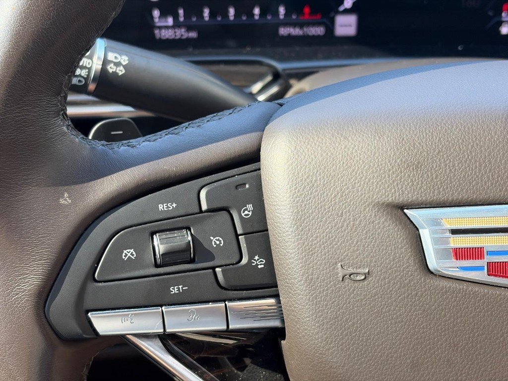 Certified 2023 Cadillac Escalade Premium Luxury AWD/4WD image 23
