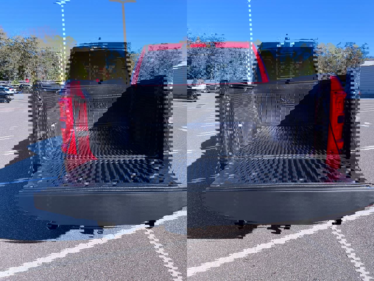 Used 2025 RAM 1500 Laramie image 31