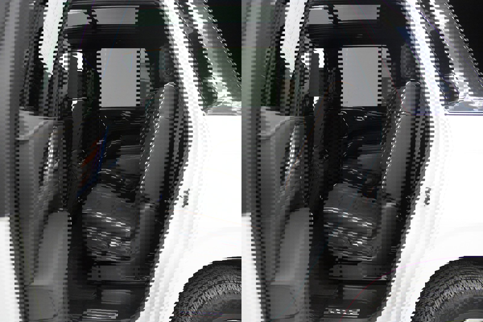 Used 2021 Cadillac Escalade Premium Luxury w/ Driver Assist Tech Package image 52