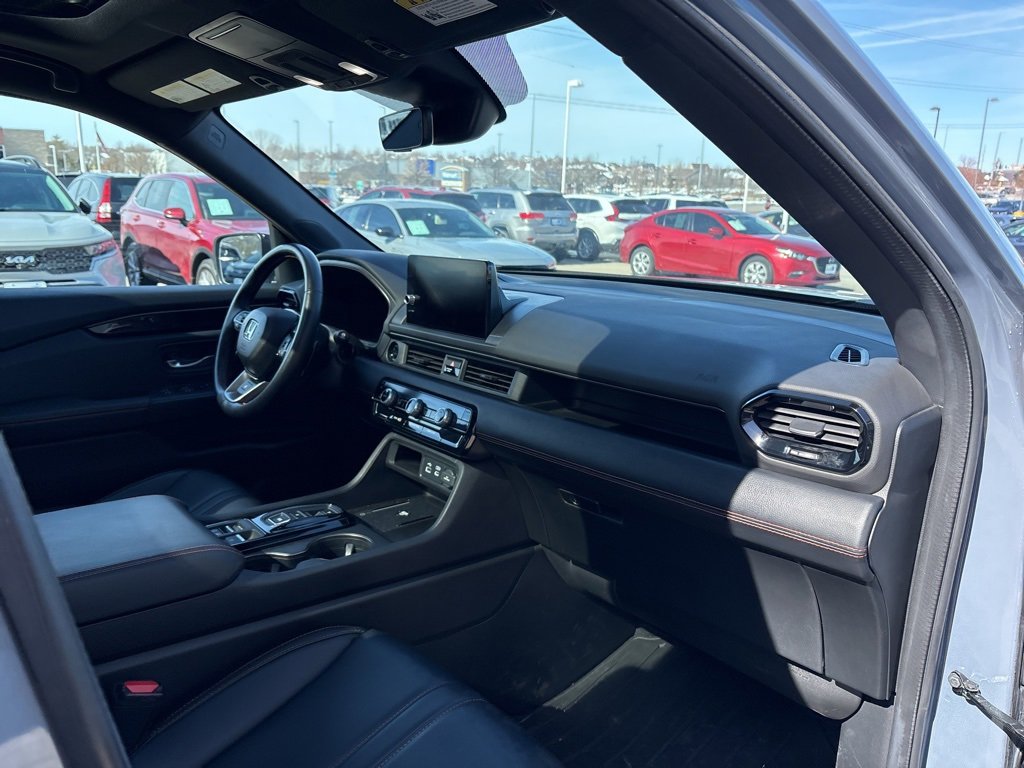 Used 2024 Honda Pilot TrailSport image 29