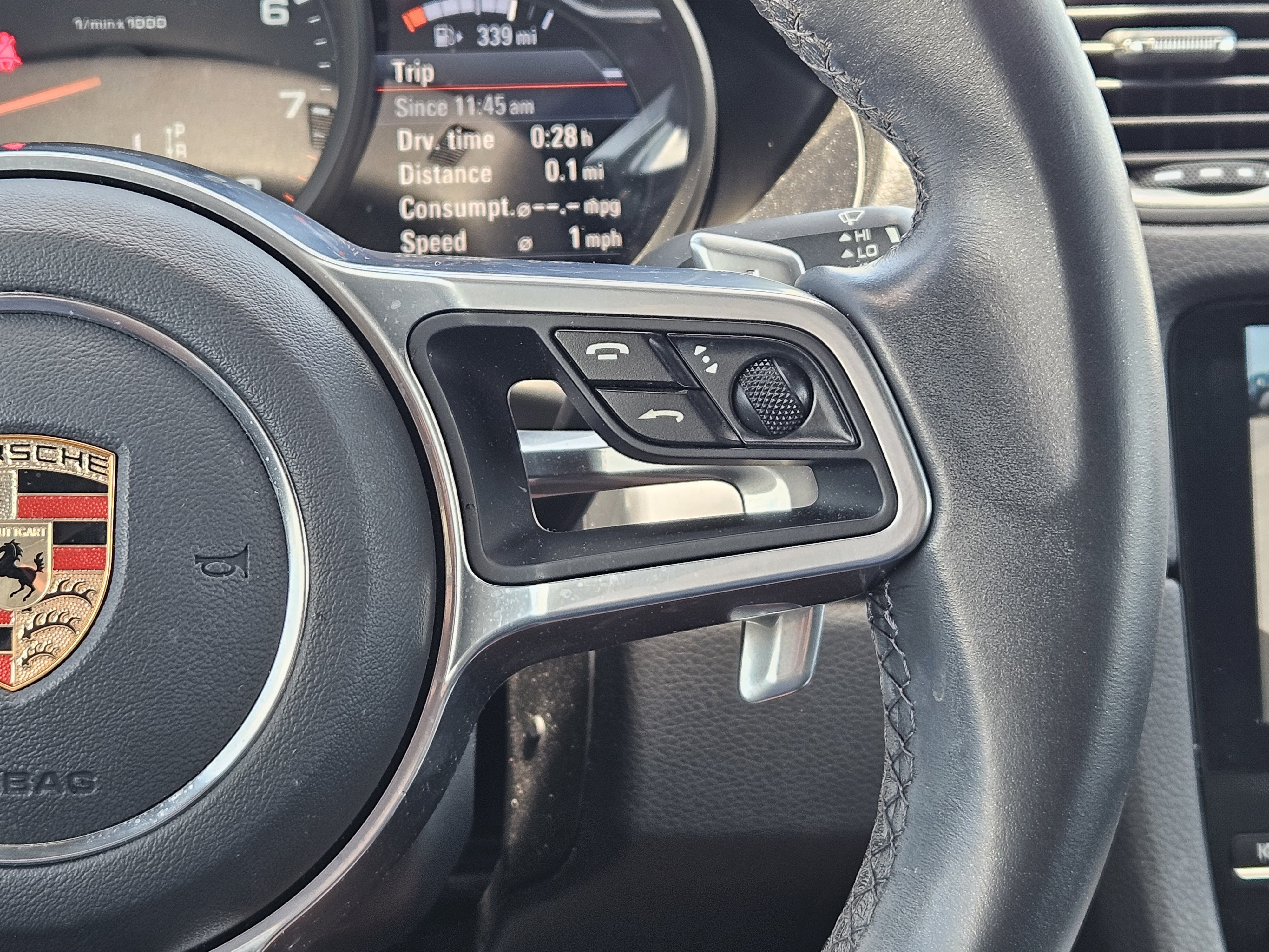 Certified 2024 Porsche 718 Boxster RWD image 29