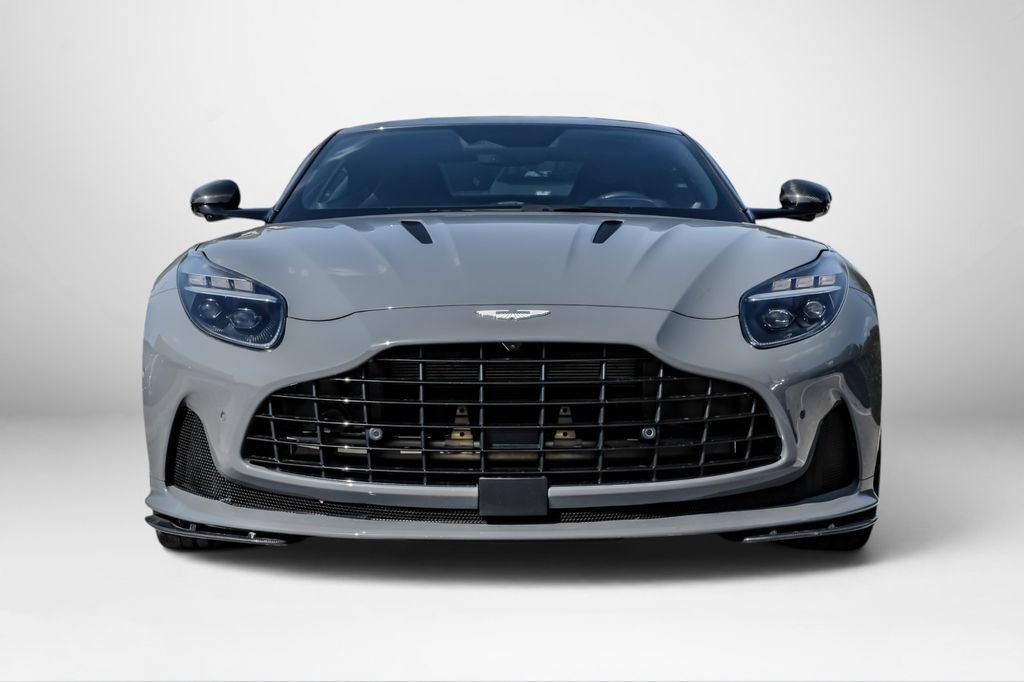 Used 2024 Aston Martin DB12 Coupe RWD image 3