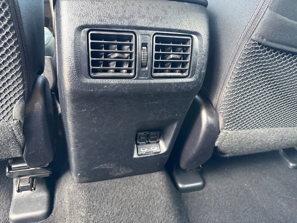 Used 2024 Toyota 4Runner SR5 AWD/4WD image 33