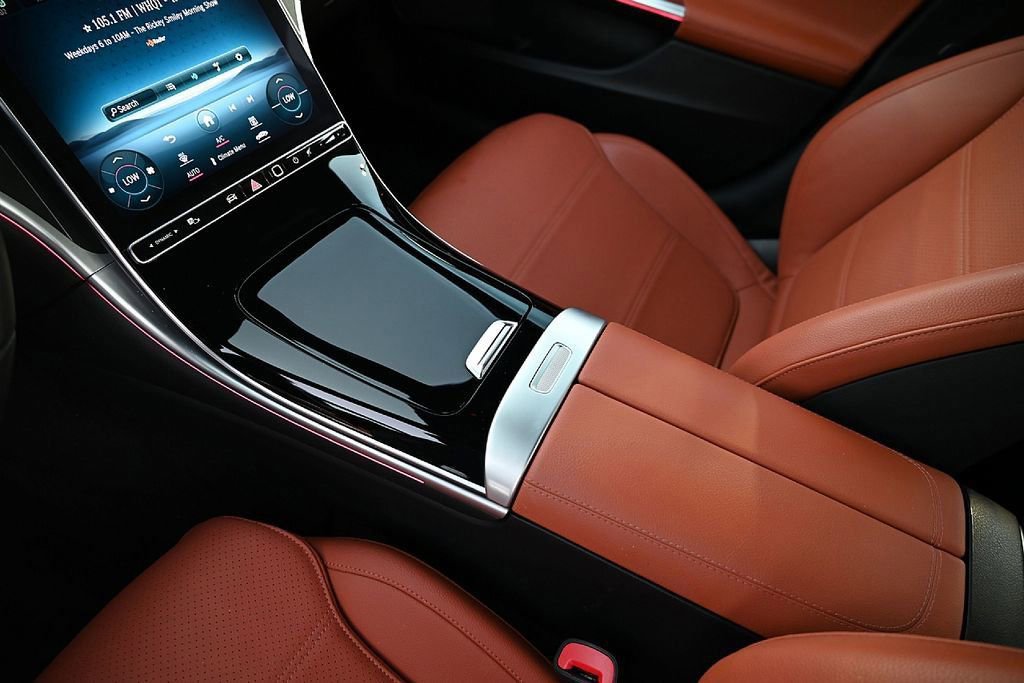 Certified 2023 Mercedes-Benz C 300 Sedan image 24