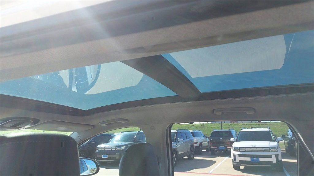 Used 2021 Hyundai Santa Fe Limited image 20