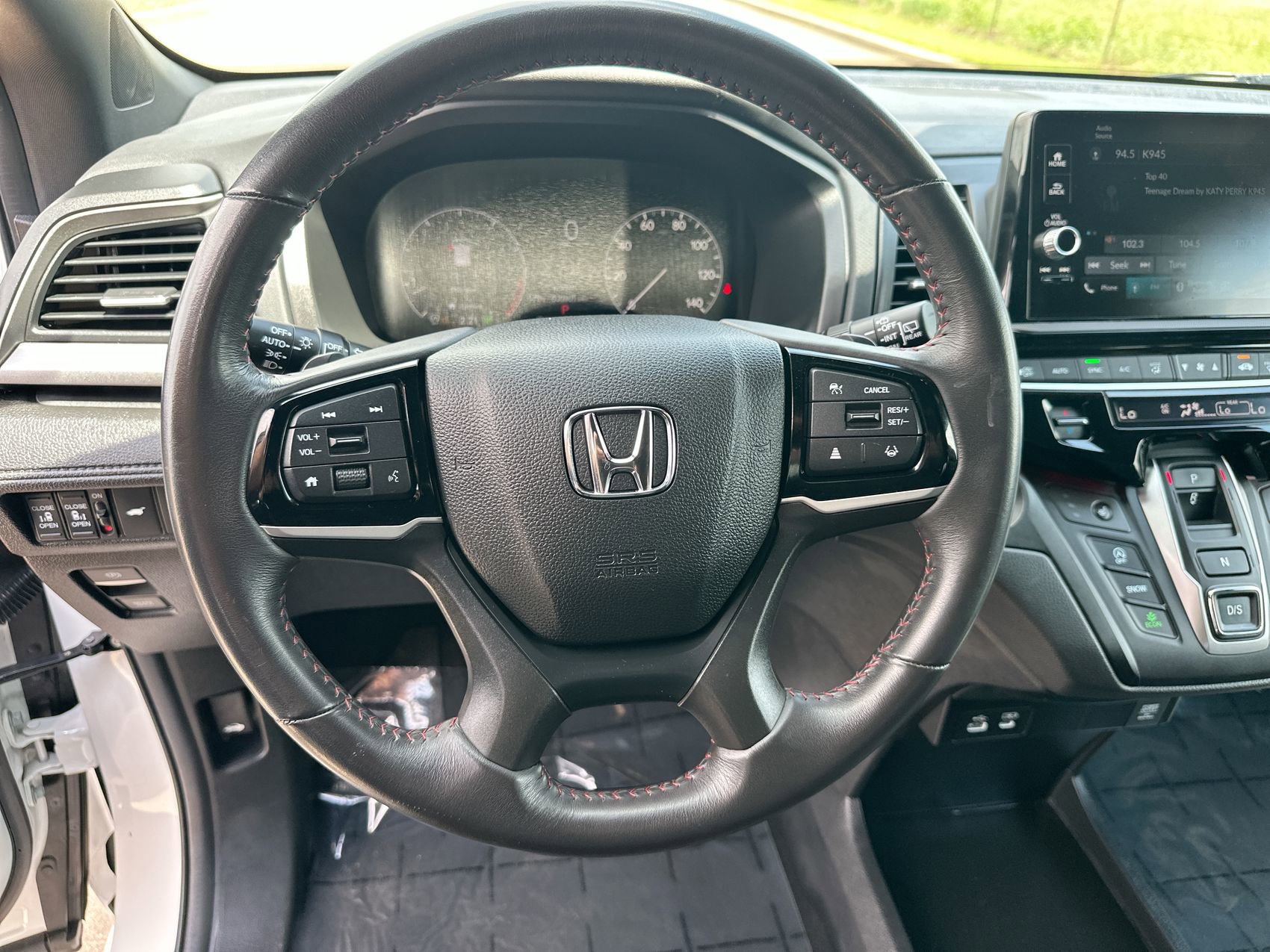 Used 2025 Honda Odyssey Sport-L image 14