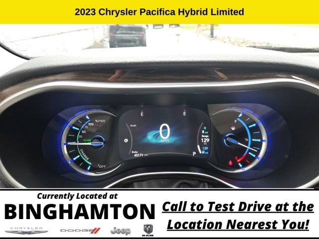 Used 2023 Chrysler Pacifica Limited FWD image 18
