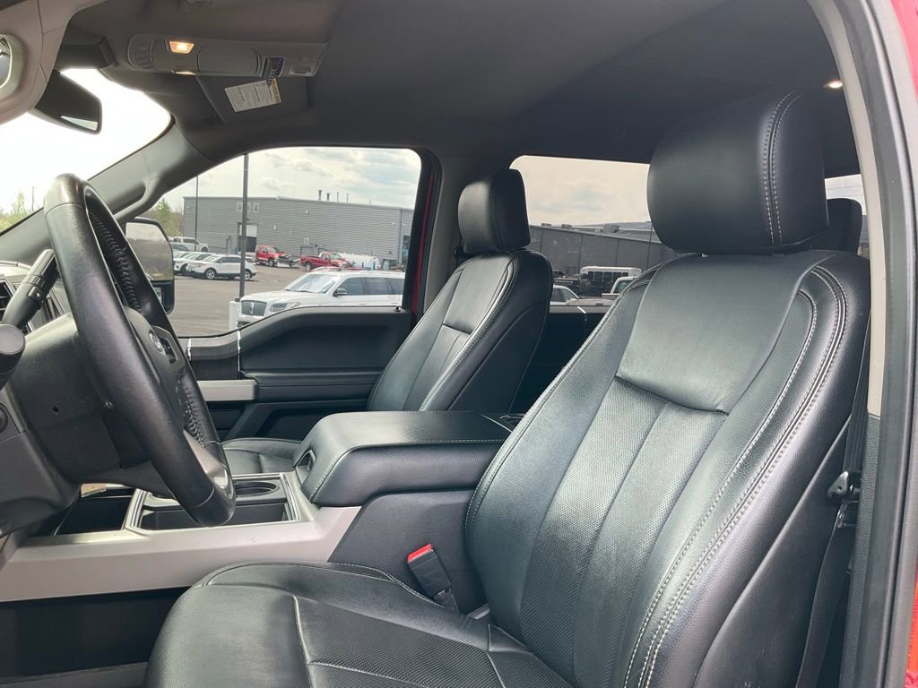 Used 2020 Ford F350 Lariat image 10