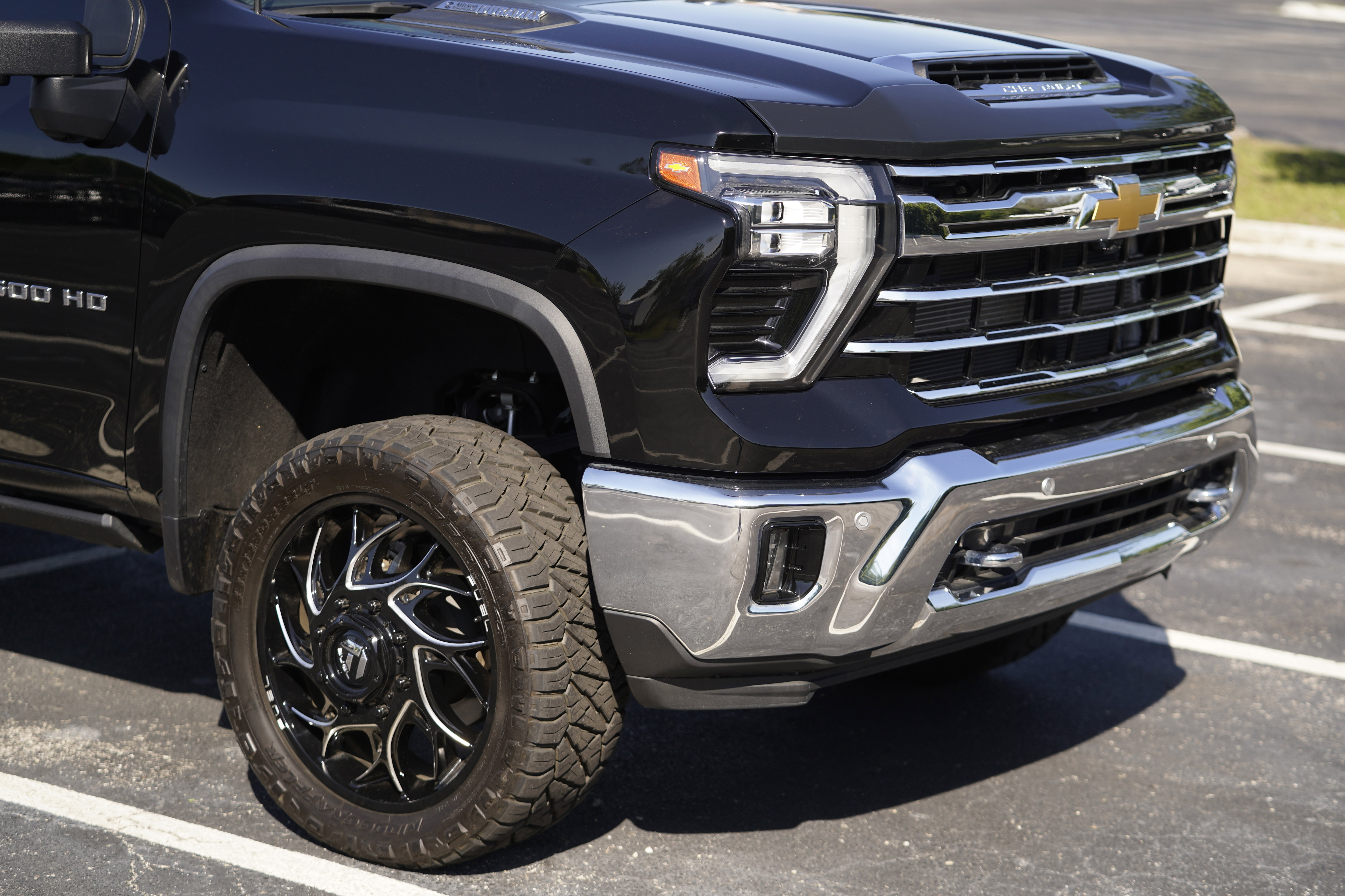 Used 2024 Chevrolet Silverado 3500 LTZ w/ LTZ Plus Package image 47