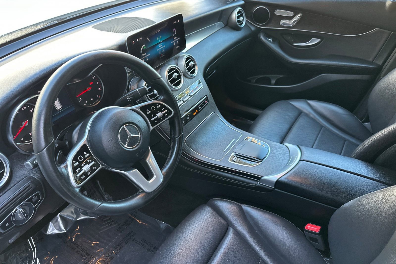 Used 2020 Mercedes-Benz GLC 300 image 11