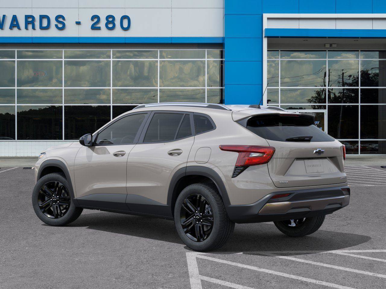 New 2026 Chevrolet Trax ACTIV FWD image 3