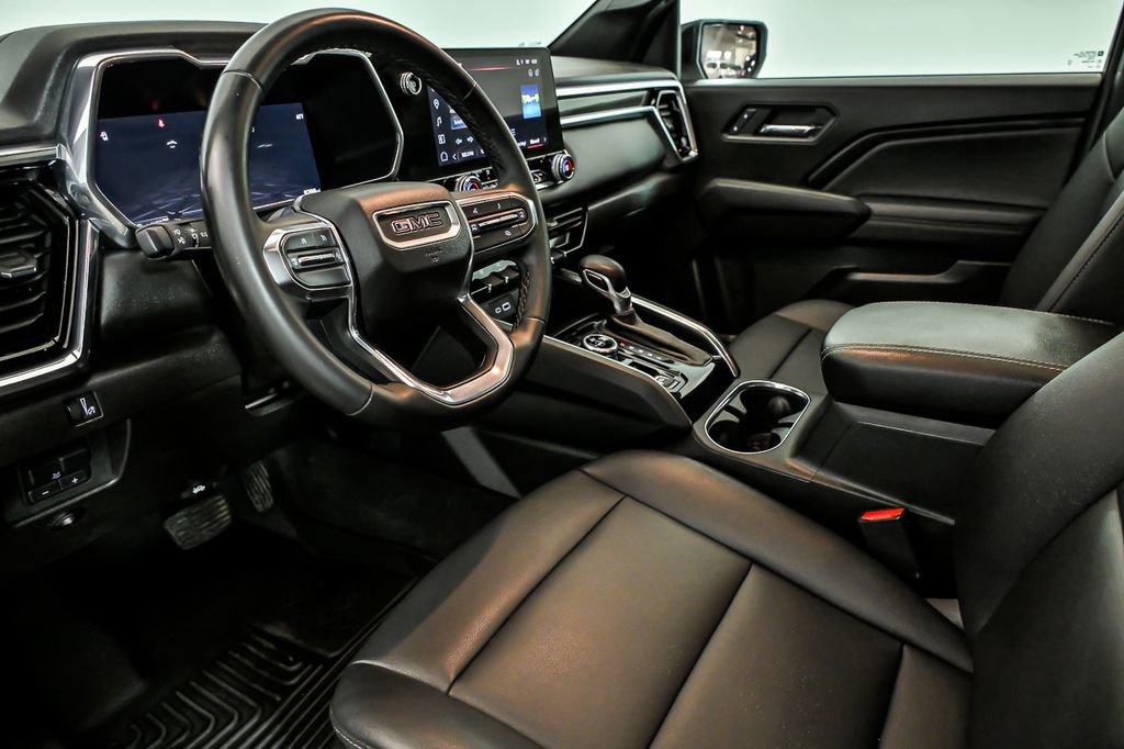 Used 2024 GMC Canyon Elevation w/ Elevation Premium Package AWD/4WD image 11