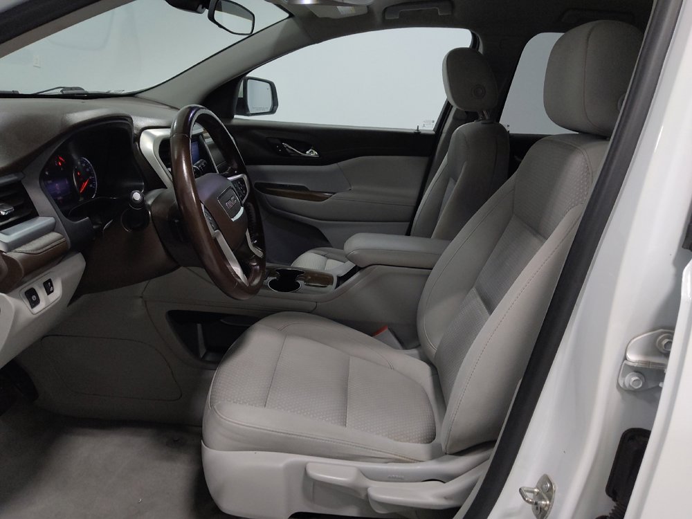 Used 2020 GMC Acadia SLE FWD image 17