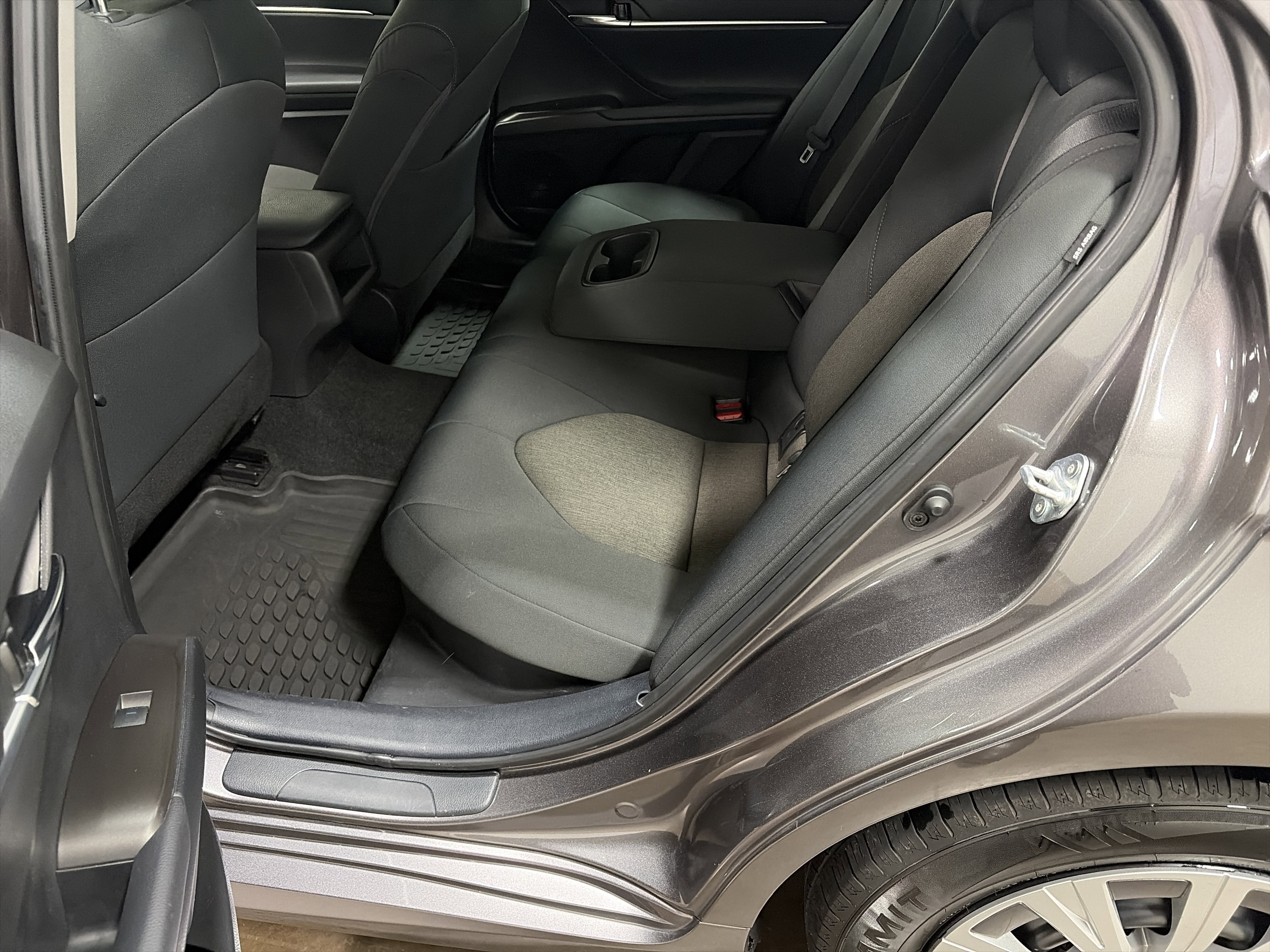 Used 2023 Toyota Camry LE image 24