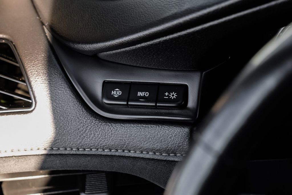 Used 2020 Cadillac Escalade ESV Premium Luxury image 22