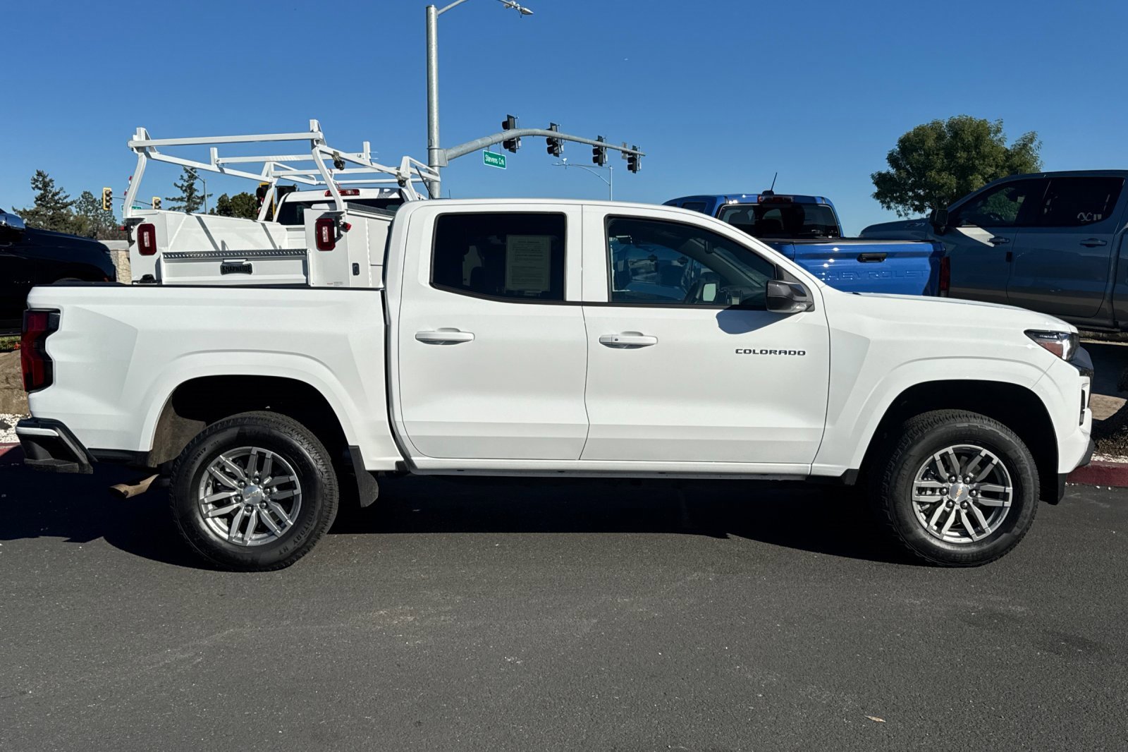 Used 2026 Chevrolet Colorado LT image 4
