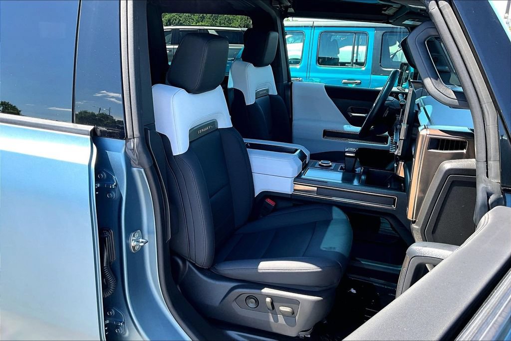 Used 2024 GMC Hummer EV 3X w/ Omega Edition AWD/4WD image 30