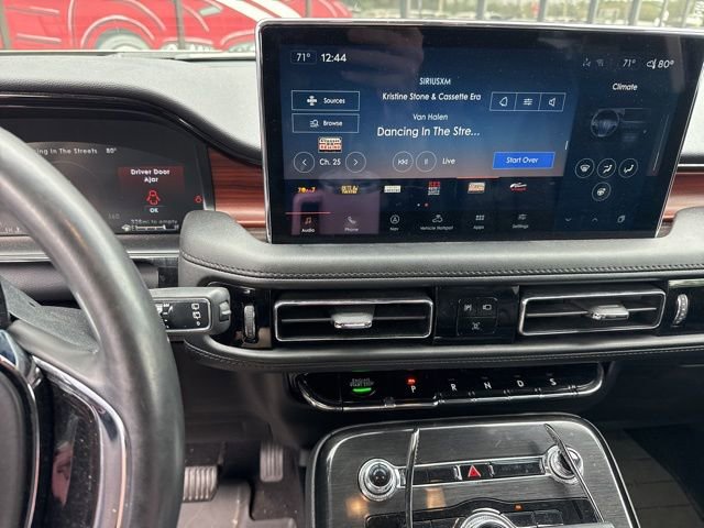 Certified 2023 Lincoln Nautilus Reserve image 5