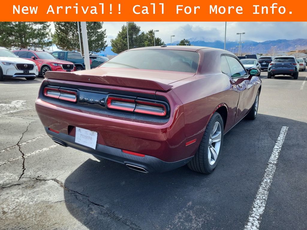 Used 2020 Dodge Challenger SXT image 7