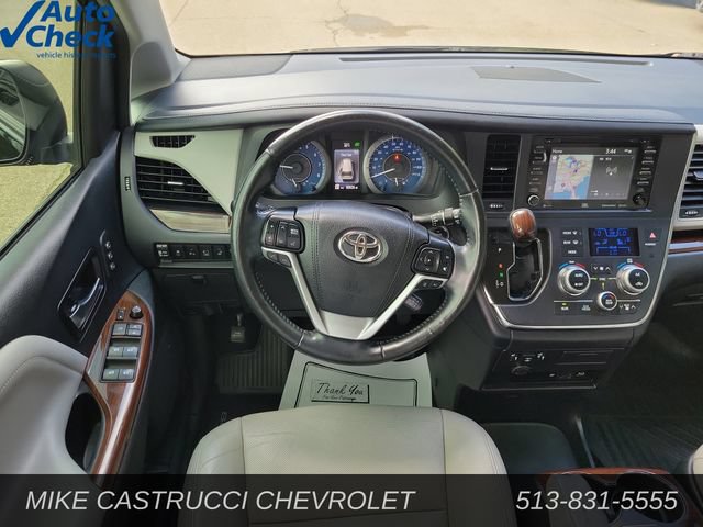 Used 2019 Toyota Sienna Limited Premium AWD/4WD image 12