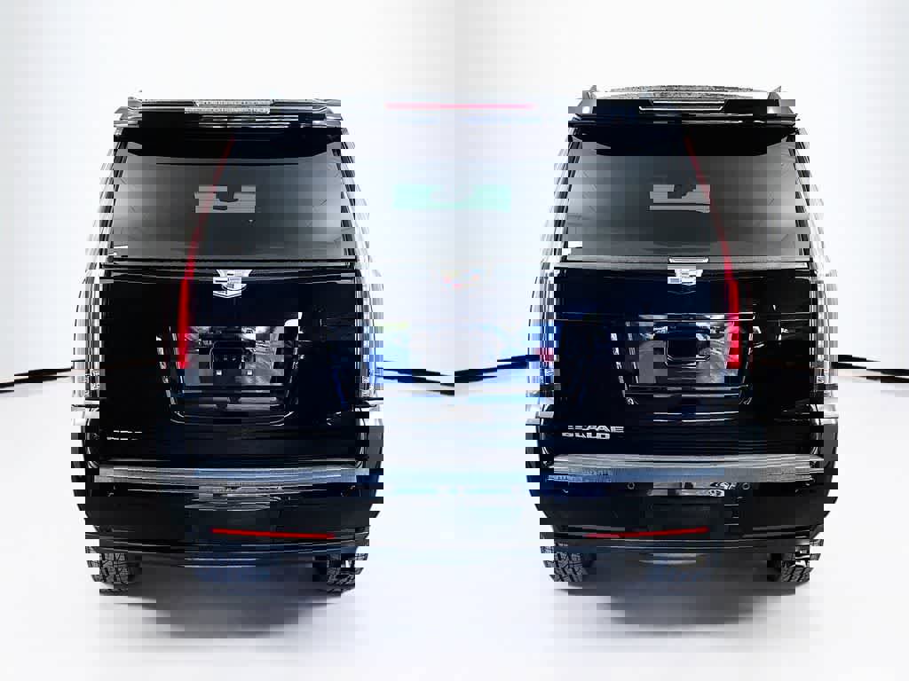 Used 2018 Cadillac Escalade Platinum image 5