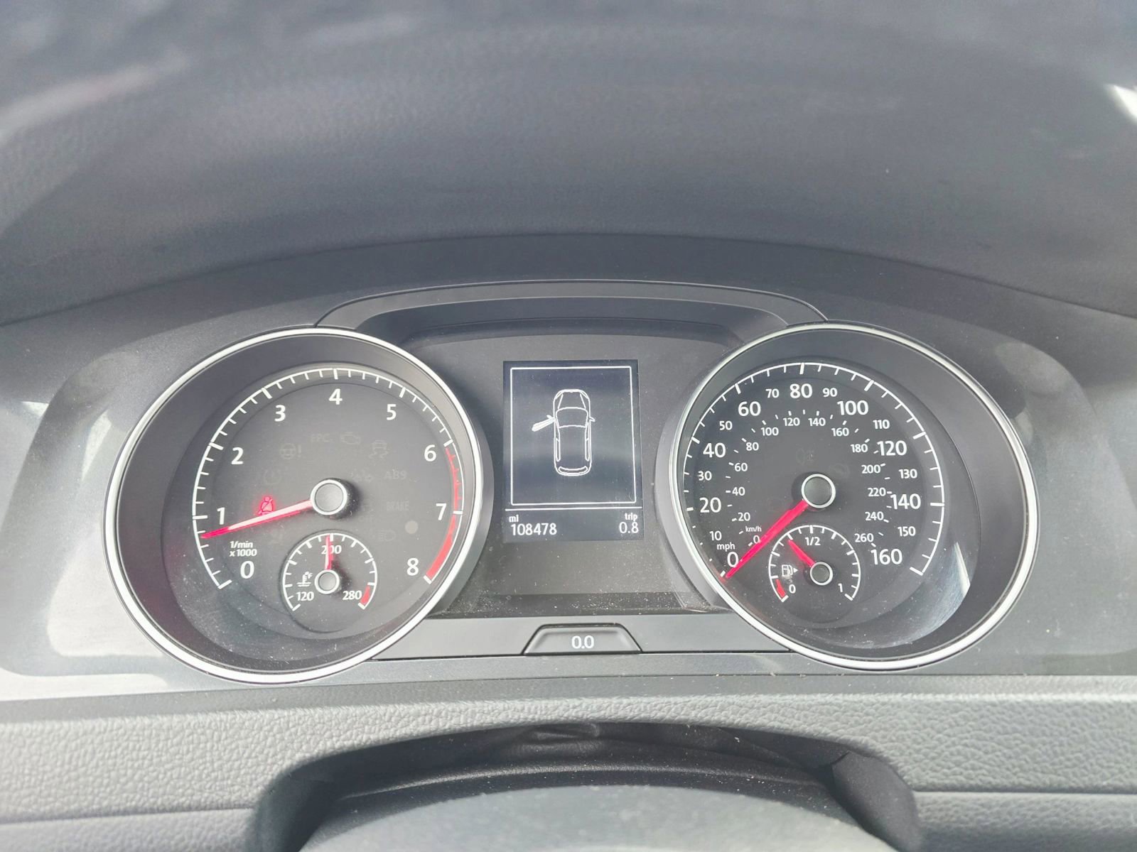 Used 2018 Volkswagen Golf SE FWD image 15