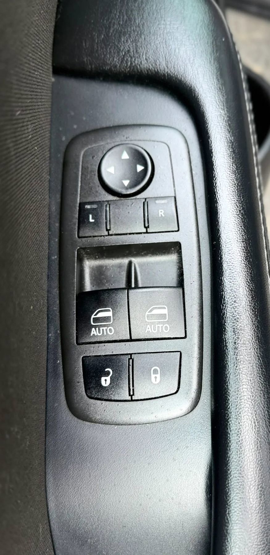 Used 2022 Dodge Challenger GT image 23