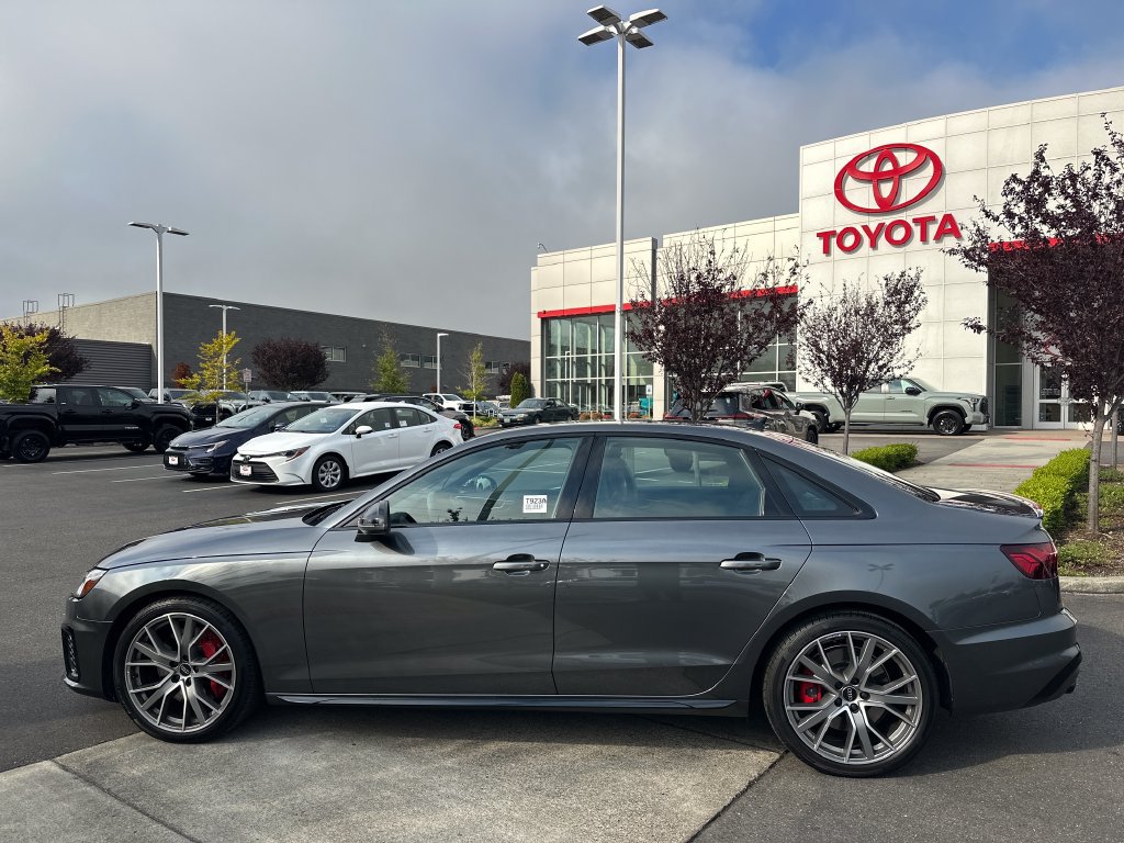 Used 2024 Audi S4 Premium Plus AWD/4WD image 2