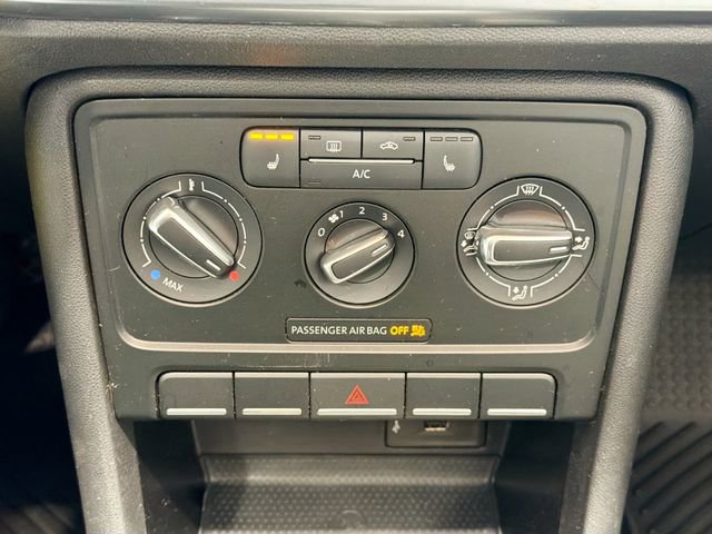 Used 2016 Volkswagen Beetle 1.8T Denim image 12