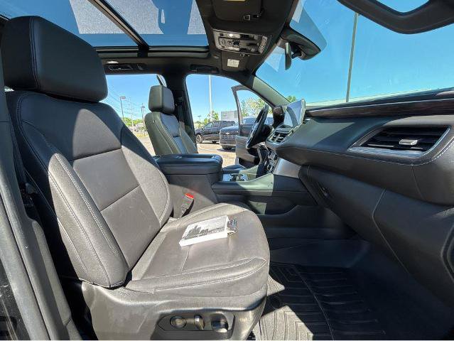 Used 2022 Chevrolet Tahoe LT w/ Luxury Package AWD/4WD image 6