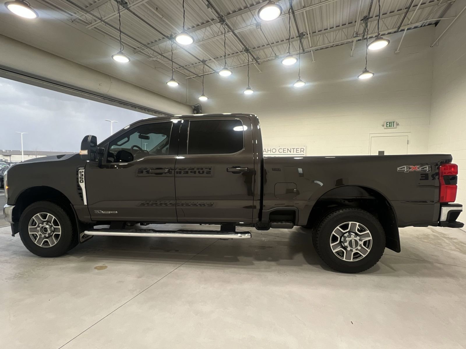 Used 2025 Ford F350 Lariat AWD/4WD image 5